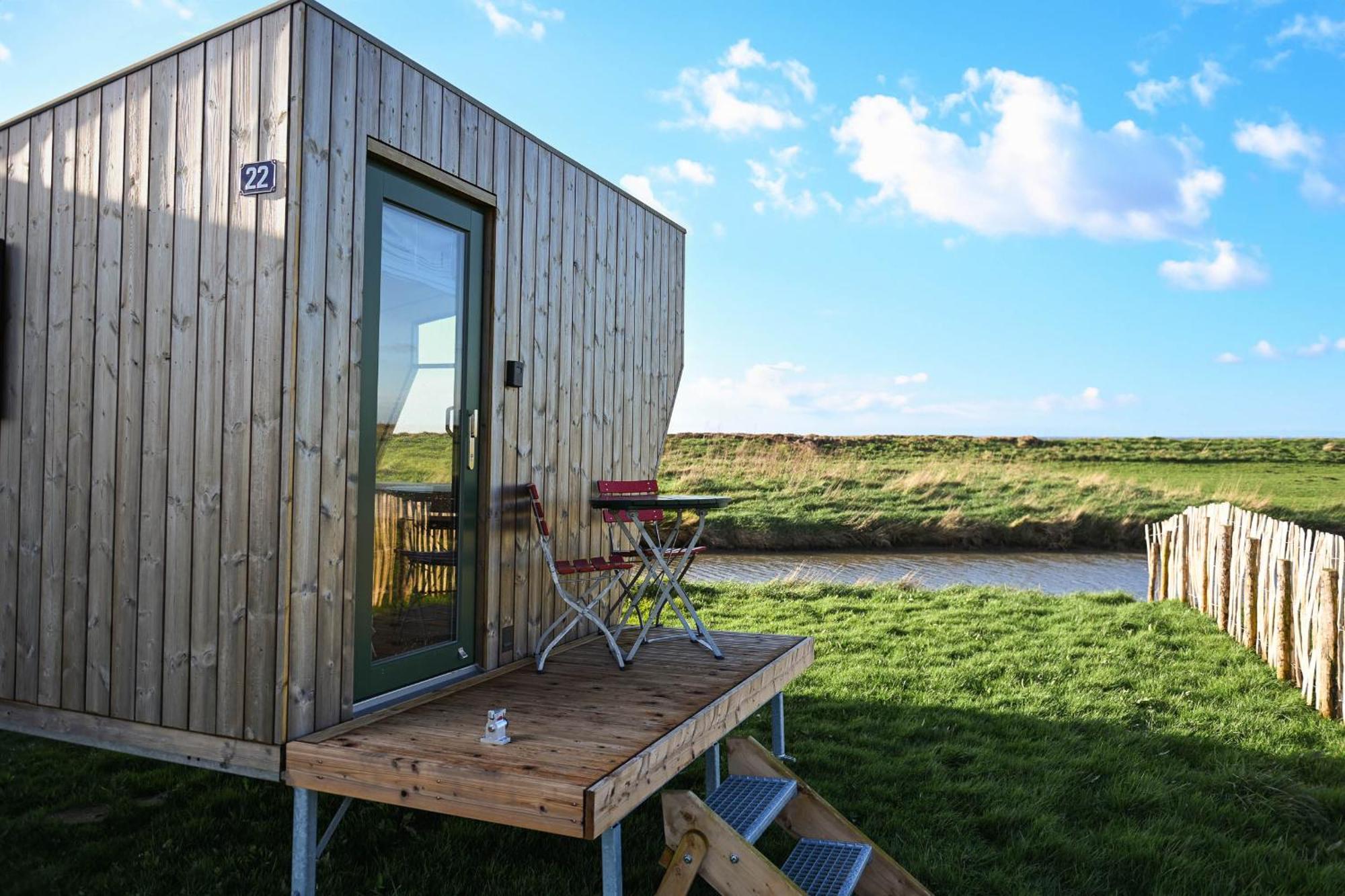 Sleep Space 22 - Green Tiny Village Harlesiel Витмунд Екстериор снимка